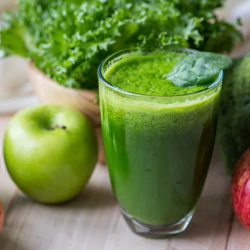 Suco detox: 10 Receitas Poderosas!